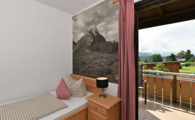 Номер Стандарт Индивидуальный с Балконом, Landhaus Marga