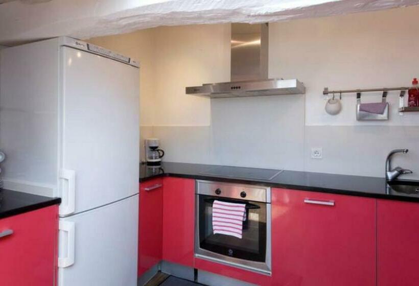 آپارتمان 2 خوابه, Pension Iturriza