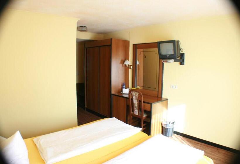 スタンダードシングルルーム, Rebstock