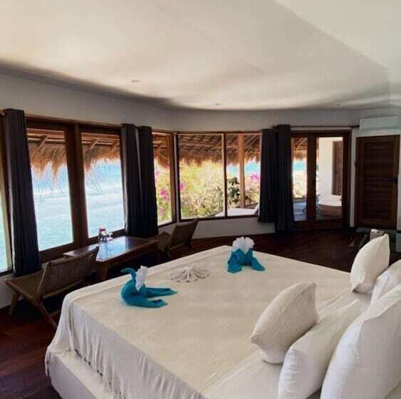 デラックスバンガロー, Rock'n Reef