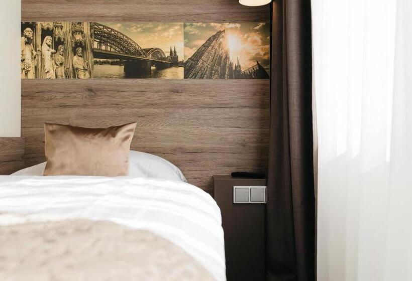 스탠다드 싱글 룸, Sion