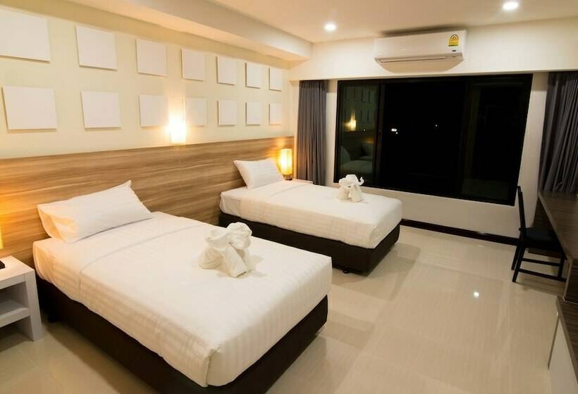 غرفة سوبيريور, Som O House