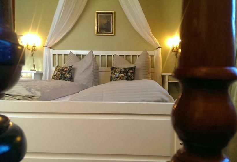 غرفة قياسية, Villa Rossek