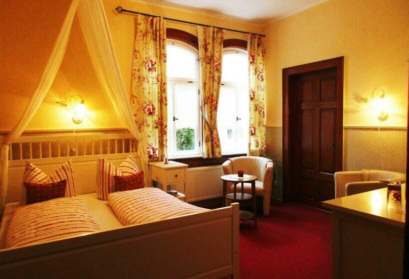 غرفة قياسية, Villa Rossek