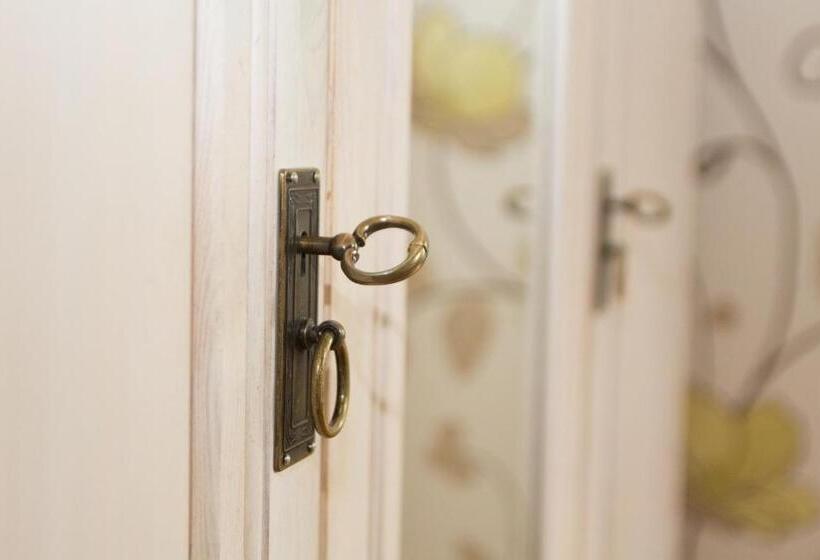 غرفة قياسية, Villa Rossek