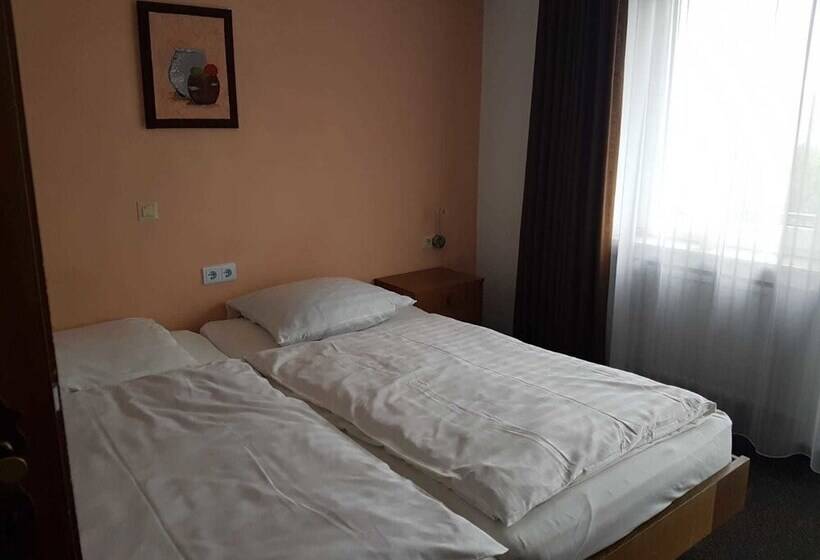 스탠다드 룸, Zur Fredeburg