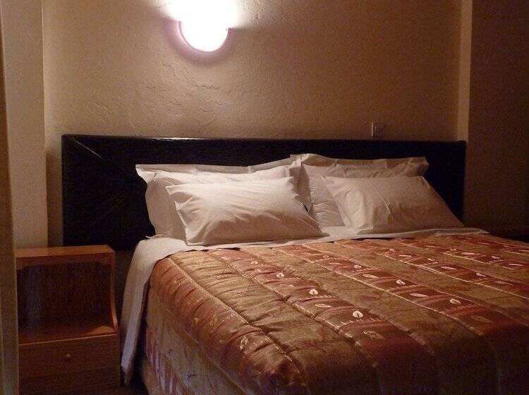 اتاق استاندارد, Mountain Rose Hotel & Restaurant