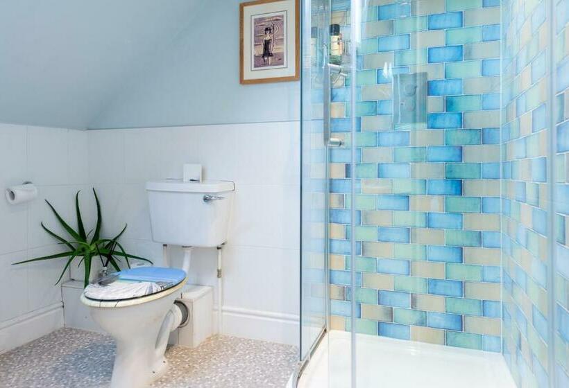 חדר סטנדרט נוף לאגם, The Mount B&b