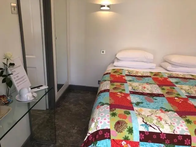 デラックスルーム, Circles Guest House