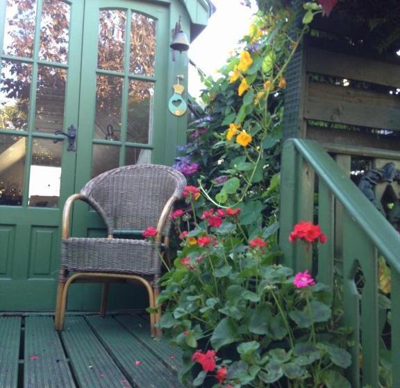 اتاق استاندارد با تخت بزرگ, Dana Villa Holiday Accommodation