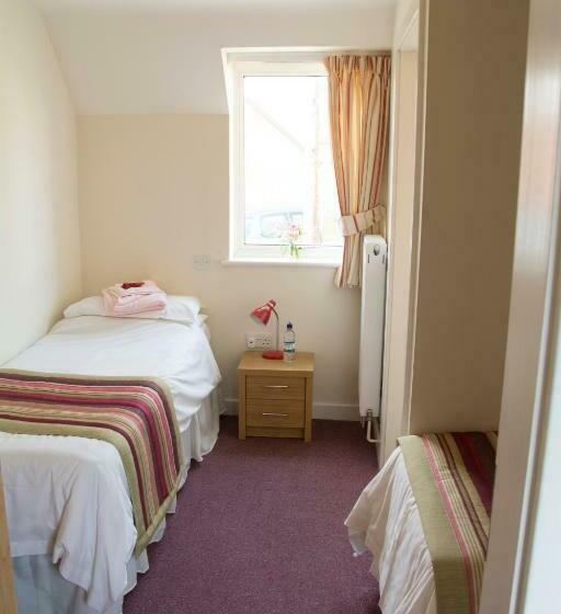 חדר סטנדרט, Ludlow Mascall Centre