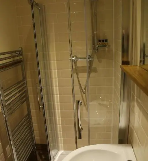 اتاق استاندارد یک نفره, Number 8 The Townhouse