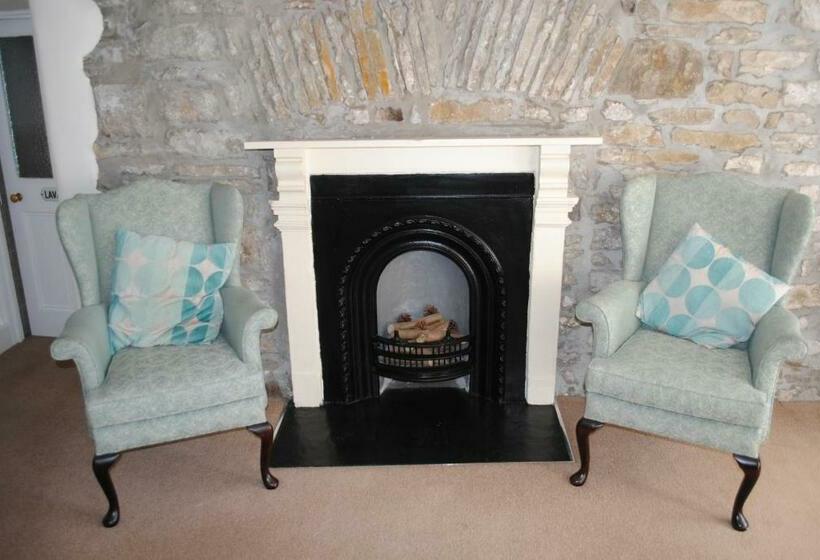 غرفة قياسية, Sykes House