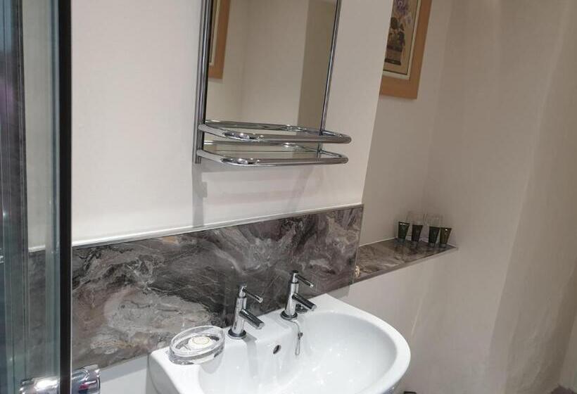 غرفة قياسية, Sykes House