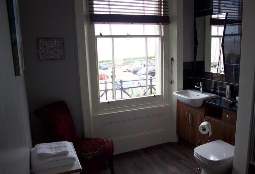 스탠다드 룸 킹사이즈 침대, The Clyffe