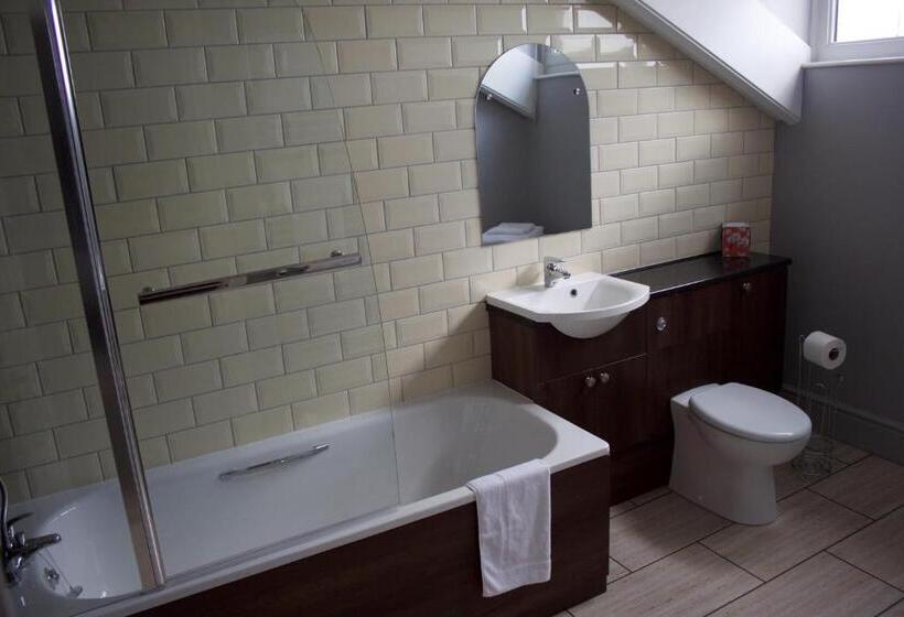 스탠다드 룸 측면 바다 전망, The Clyffe