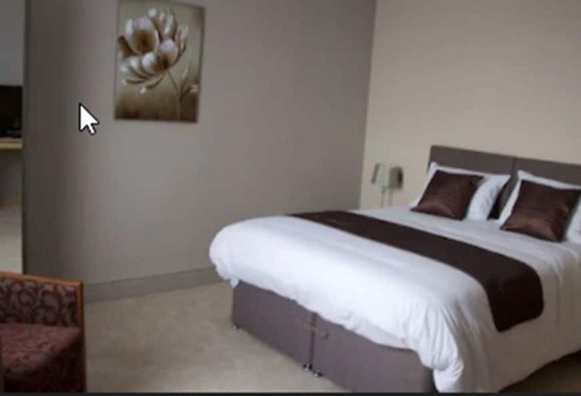 디럭스 룸, The Clyffe