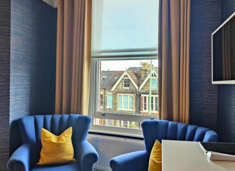 חדר סטנדרט עם מיטת קינג, The Corner House