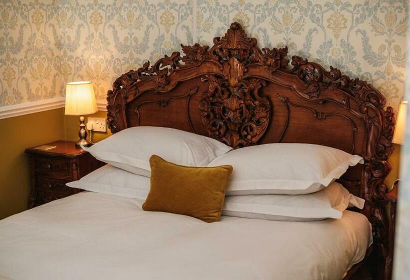 スタンダードルーム, West Layton Manor