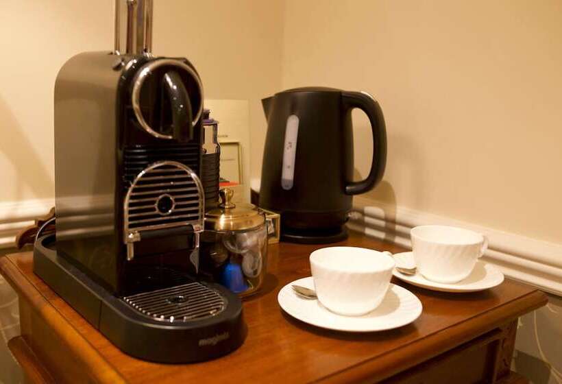 スタンダードルーム, West Layton Manor