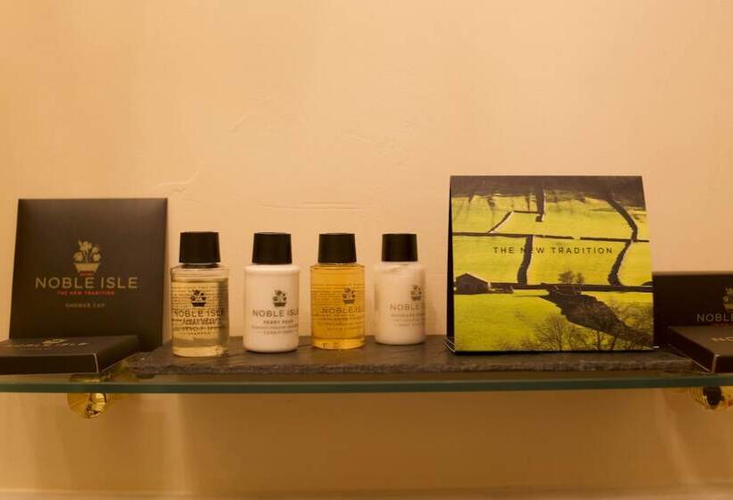 スタンダードルーム, West Layton Manor