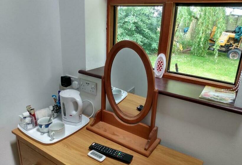 带大床的标准间, Brook Barn B&b