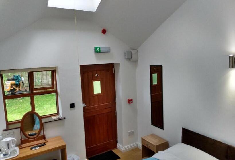 带大床的标准间, Brook Barn B&b