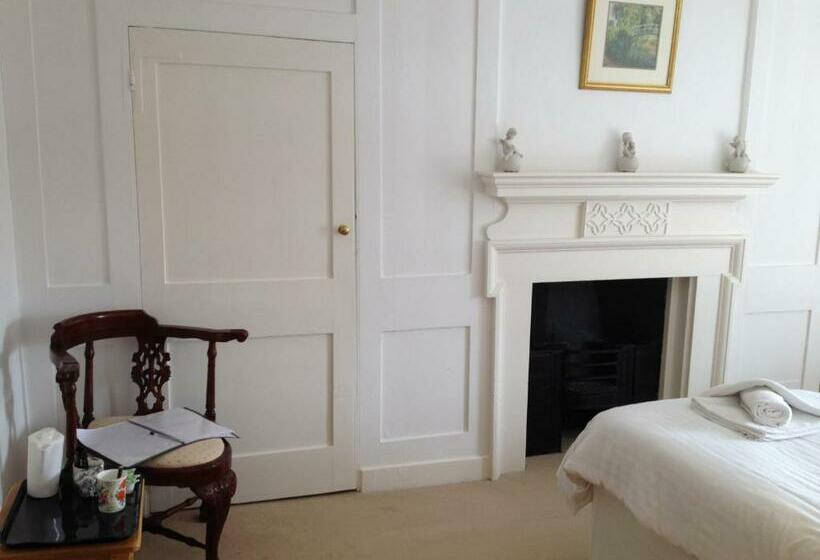 חדר סופריור נוף לגינה, East Pallant Bed And Breakfast, Chichester Holiday Properties