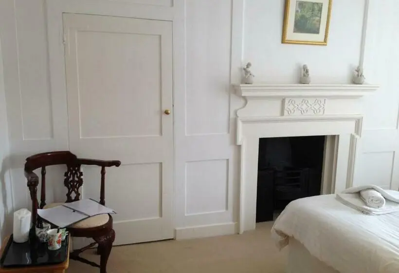 ガーデンビュースーペリアールーム, East Pallant Bed And Breakfast, Chichester Holiday Properties