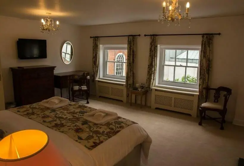 キングサイズベッドのデラックスルーム, East Pallant Bed And Breakfast, Chichester Holiday Properties