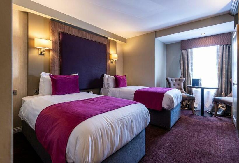 スタンダードルーム, Fir Trees