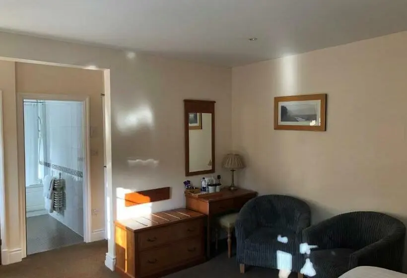 Standard Room, Skelwith Bridge