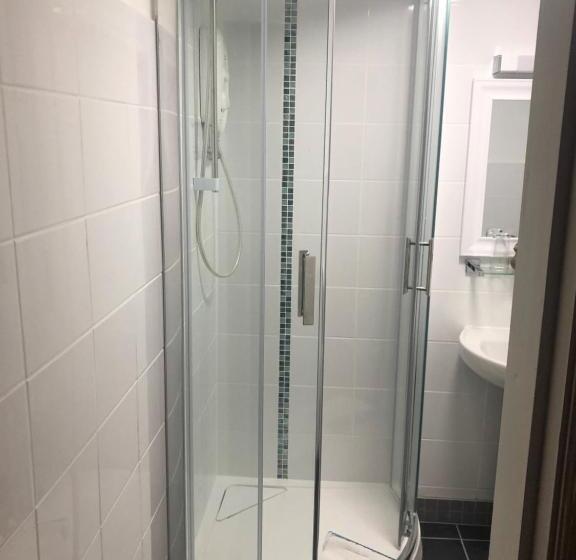 غرفة قياسية, Skelwith Bridge