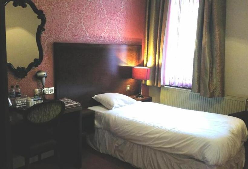 标准单人间, The Briar Rose Wetherspoon