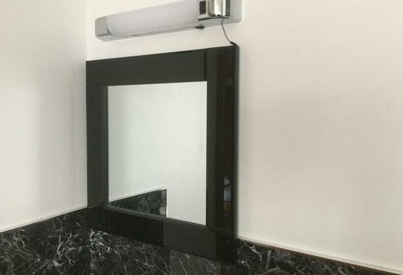 Номер Стандарт, The Golf