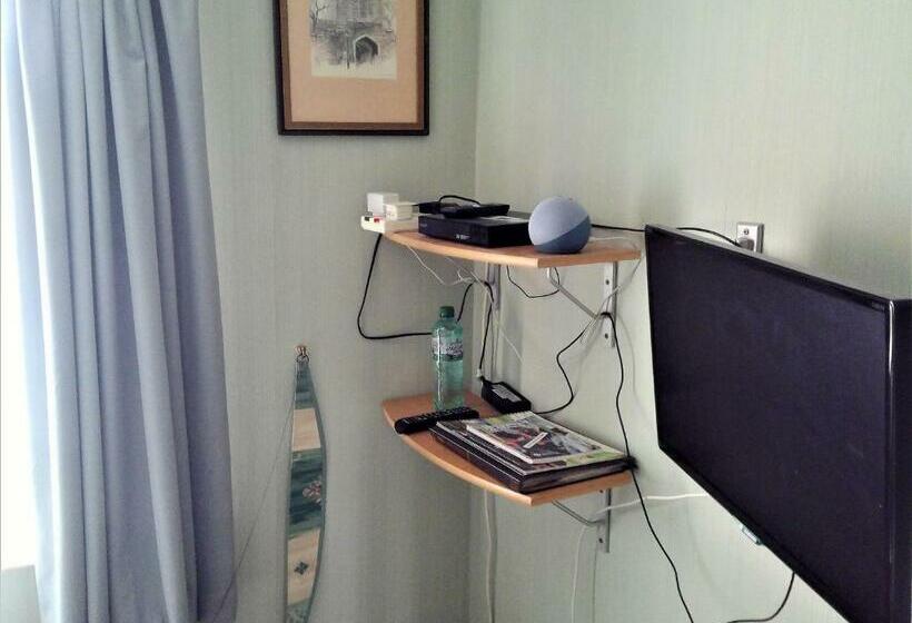 Одноместный Номер Вид на Сад, Mike & Carolyn Ball B&b