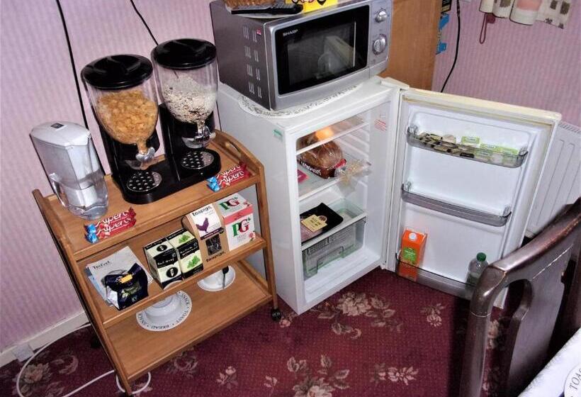 Одноместный Номер Вид на Сад, Mike & Carolyn Ball B&b