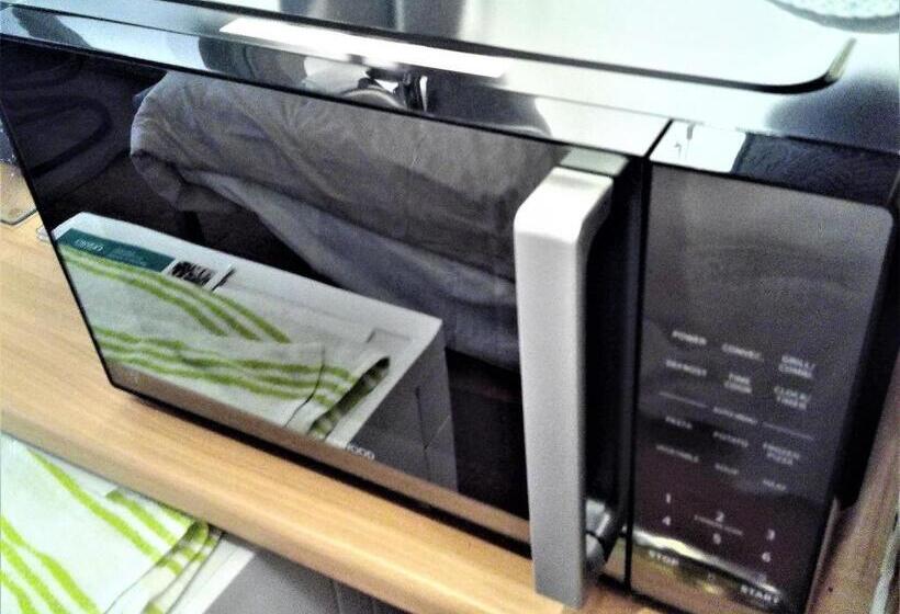 Апартаменты 1 Спальня, Mike & Carolyn Ball B&b