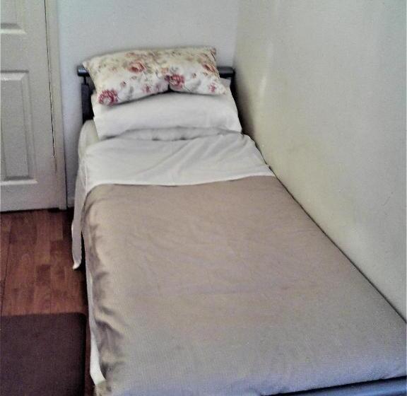 Апартаменты 1 Спальня, Mike & Carolyn Ball B&b