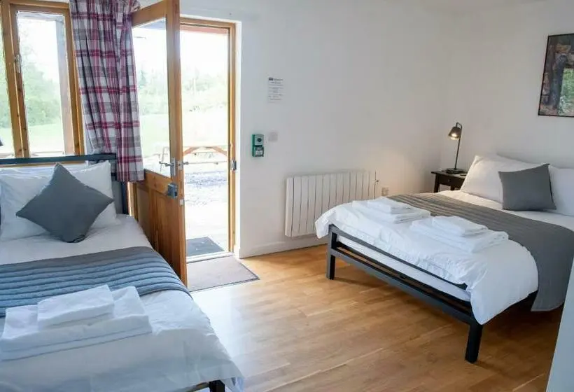 身障者適用スタンダードルーム, Cowbridge Cabins