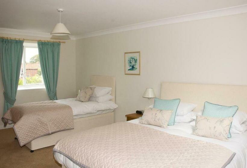 غرفة ديلوكس عائلية, Pear Tree House B&b