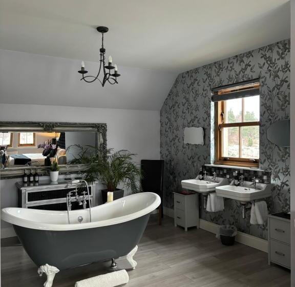 غرفة ديلوكس, Ach Na Sidhe