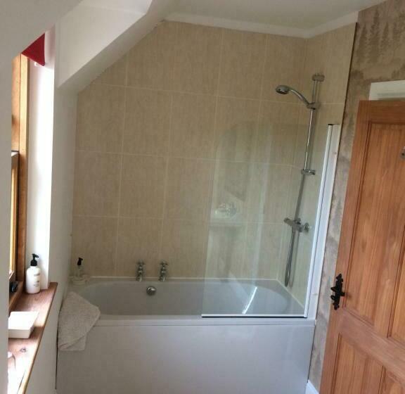 غرفة قياسية, Ach Na Sidhe