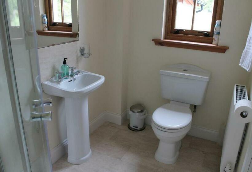 غرفة قياسية, Ach Na Sidhe