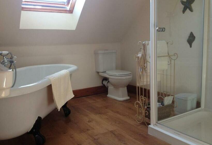 Номер Стандарт, Bed And Breakfast At 4