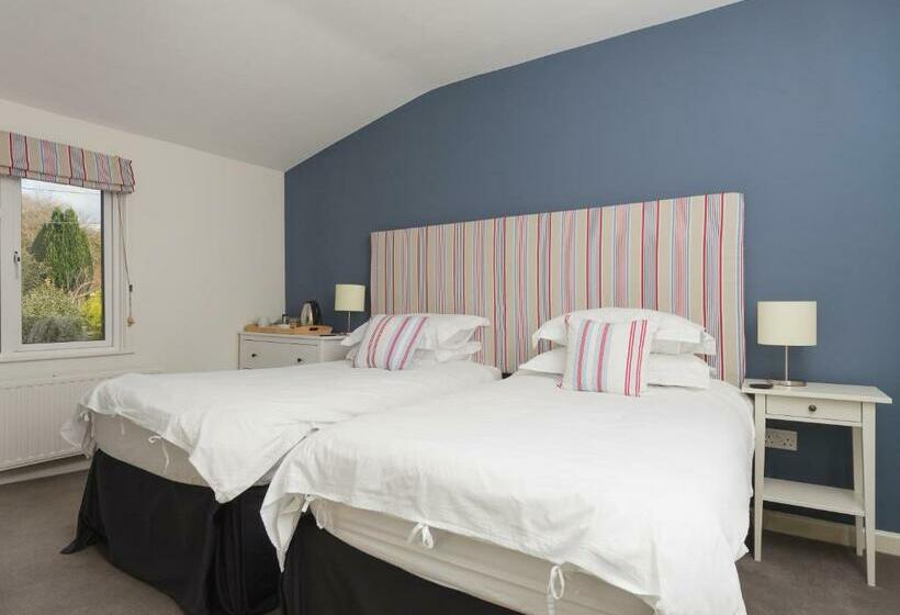 Номер Стандарт, Chillington House