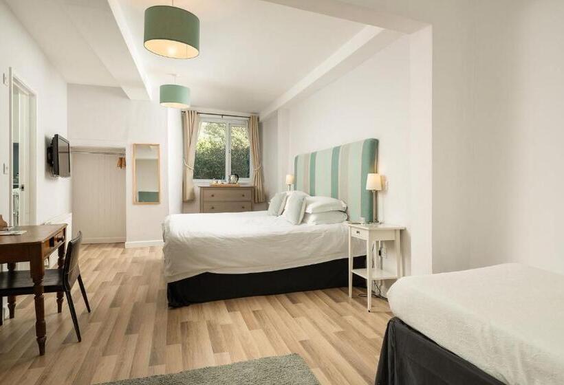 Семейный Номер, Chillington House