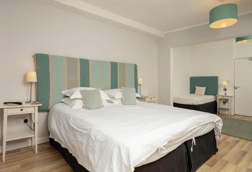 Семейный Номер, Chillington House