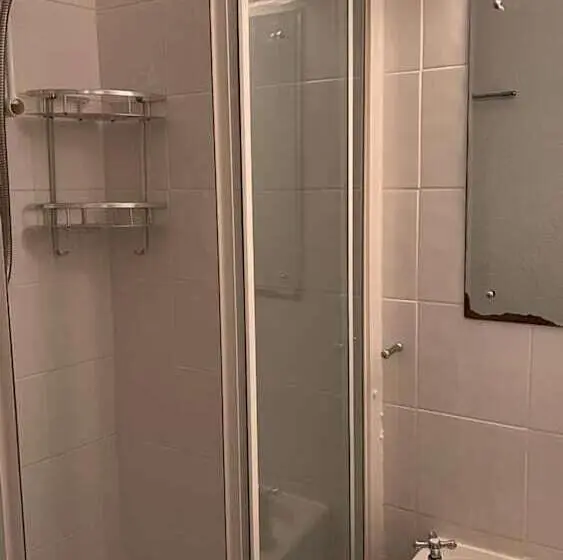 Cameră Single Parter, Glendevin