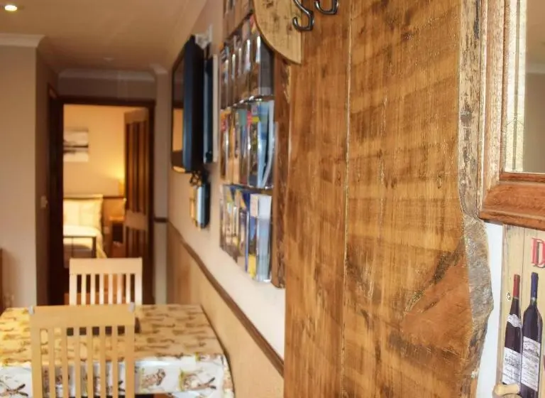 Apartament 1 Dormitori Planta Baixa, Riverside Escape